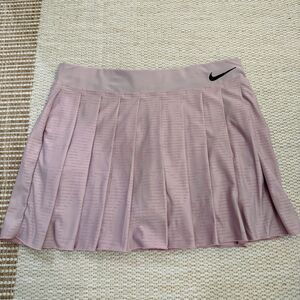 NikeCourt Advantage Women's Pleated Tennis Skirt Size M Pink Dri-FIT Skort